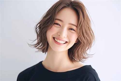 带美人的网名女
