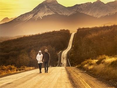 关于艰难的诗句(102句)