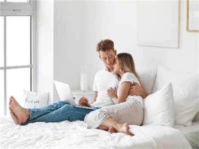 带行走的开头的网名