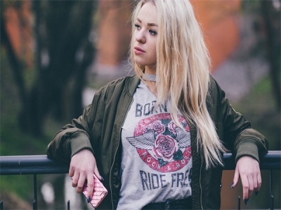 诗中含有柳絮的诗句通用73句